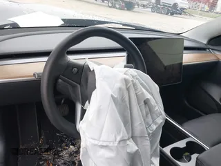2022 Tesla Model 3 Long Range with VIN 5YJ3E1EB3NF352741, listed as a IAAI auction lot 40847981 with Not Provided miles and . Bid and sale history available at DreamBid. Image 17.