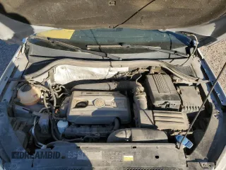 2010 Volkswagen Tiguan SEL with VIN WVGBV7AX2AW528387, listed as a Copart auction lot 87952095 with 110,249 mi miles and Non Repairable. Bid and sale history available at DreamBid. Image 12.