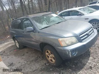2003 Toyota Highlander with VIN JTEGF21A330084900, listed as a IAAI auction lot 41799852 with 258,046 mi miles. Bid and sale history available at carsss.com. Image 1.