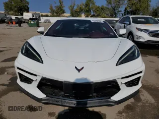 2020 Chevrolet Corvette 3LT with VIN 1G1Y82D47L5110323, listed as a Copart auction lot 70420574 with 13,670 mi miles and Salvage Title. Bid and sale history available at carsss.com. Image 5.