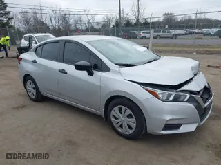 2021 Nissan Versa S with VIN 3N1CN8DV0ML895889, listed as a IAAI auction lot 41792391 with 57,538 mi miles. Bid and sale history available at carsss.com. Image 1.