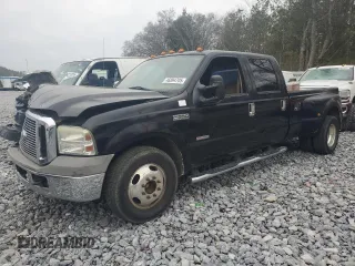 2005 Ford F-350 XL z VIN 1FTWW32P25EA98589, wystawiony jako Copart lot #46894705 z przebiegiem 256 232 mil mil oraz Szkoda całkowita • Salvage title. Historia ofert i sprzedaży dostępna na DreamBid. Obrazek 1.