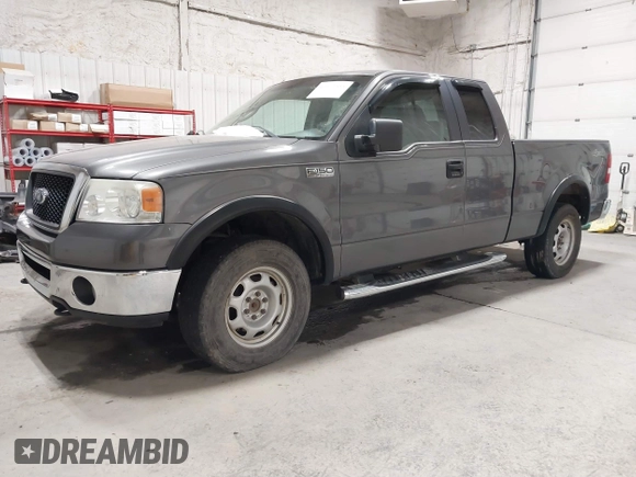 2008 Ford F-150 XLT with VIN 1FTPX14V88FA55200, listed as a IAAI auction lot 41612588 with 214,910 mi miles. Bid and sale history available at carsss.com. Image 2.