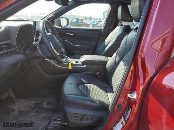 2021 Toyota Highlander XSE with VIN 5TDJZRBH8MS156274, listed as a Copart auction lot 48811775 with 36,585 mi miles and Salvage Title. Bid and sale history available at carsss.com. Image 7.