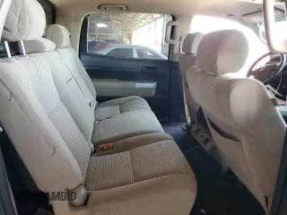 2008 Toyota Tundra z VIN 5TFDV54158X069353, wystawiony jako Copart lot #56985555 z przebiegiem 235 510 mil mil oraz Szkoda całkowita • Salvage title. Historia ofert i sprzedaży dostępna na DreamBid. Obrazek 10.