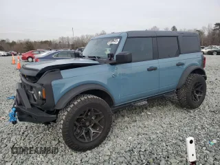 2023 Ford Bronco with VIN 1FMEE5DP6PLC01899, listed as a Copart auction lot 42386435 with 8,253 mi miles and Salvage Title. Bid and sale history available at carsss.com. Image 1.