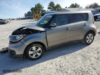 2019 Kia Soul with VIN KNDJN2A28K7643837, listed as a Copart auction lot 84820324 with 53,152 mi miles and Salvage Title. Bid and sale history available at carsss.com. Image 1.