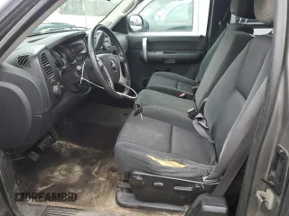 2009 Chevrolet Silverado 1500 LT with VIN 1GCEK29019Z157222, listed as a Copart auction lot 53650025 with 266,879 mi miles and Clean Title. Bid and sale history available at carsss.com. Image 7.