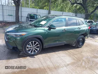 2023 Toyota Corolla Cross XLE z VIN 7MUDAABG1PV075110, wystawiony jako IAAI lot #42802303 z przebiegiem 41 869 mil mil oraz . Historia ofert i sprzedaży dostępna na DreamBid. Obrazek 14.