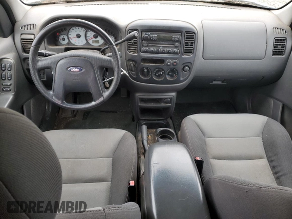 2004 Ford Escape XLS with VIN 1FMYU92194KA15099, listed as a Copart auction lot 47258535 with 147,409 mi miles and Clean Title. Bid and sale history available at DreamBid. Image 8.