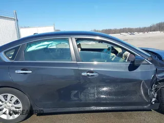 2015 Nissan Altima 2.5 S with VIN 1N4AL3AP0FC465917, listed as a IAAI auction lot 41650721 with 105,357 mi miles. Bid and sale history available at carsss.com. Image 14.