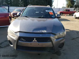 2012 Mitsubishi Outlander ES with VIN JA4AS2AW7CU017544, listed as a Copart auction lot 42991815 with 211,446 mi miles and Salvage Title. Bid and sale history available at carsss.com. Image 5.