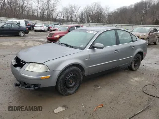 2003 Volkswagen Passat GLX z VIN WVWRH63B53P198926, wystawiony jako Copart lot #46875345 z przebiegiem 185 075 mil mil oraz Szkoda całkowita • Salvage title. Historia ofert i sprzedaży dostępna na DreamBid. Obrazek 1.