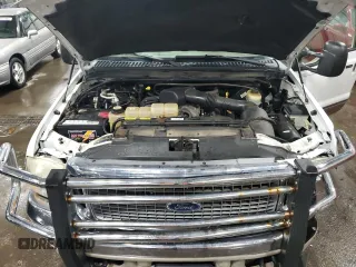 2002 Ford Excursion Limited z VIN 1FMNU43S22EB80551, wystawiony jako Copart lot #44629455 z przebiegiem 182 013 mil mil oraz Szkoda całkowita • Salvage title. Historia ofert i sprzedaży dostępna na DreamBid. Obrazek 12.