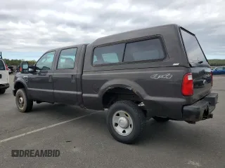 2008 Ford F-350 XL z VIN 1FTWW31R28EB32778, wystawiony jako Copart lot #56177495 z przebiegiem 136 167 mil mil oraz Czysty tytuł • Clean title. Historia ofert i sprzedaży dostępna na DreamBid. Obrazek 2.