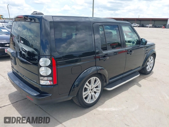 2016 Land Rover LR4 HSE with VIN SALAG2V68GA796101, listed as a IAAI auction lot 42578555 with 132,376 mi miles and . Bid and sale history available at DreamBid. Image 4.