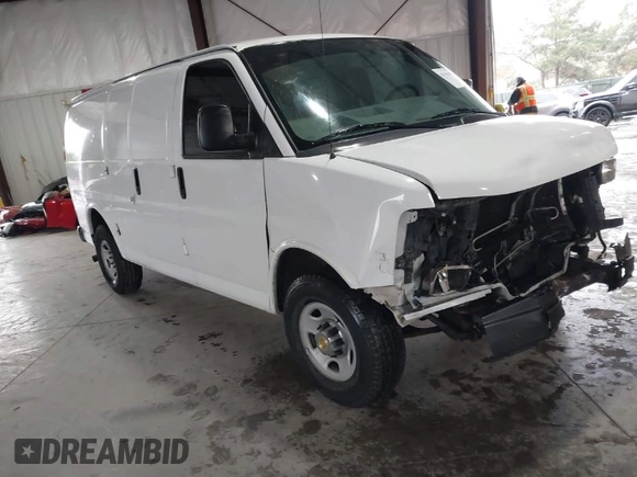 2014 Chevrolet Express Cargo Van with VIN 1GCWGFCA0E1138684, listed as a IAAI auction lot 41796495 with 101,756 mi miles. Bid and sale history available at carsss.com. Image 1.