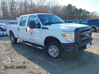 2016 Ford F-250 Lariat z VIN 1FT7W2B67GEC39794, wystawiony jako IAAI lot #41657419 z przebiegiem 270 641 mil mil oraz . Historia ofert i sprzedaży dostępna na DreamBid. Obrazek 1.