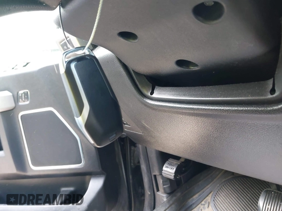 2015 Ford F-150 XLT с VIN 1FTEW1EF4FKD40837, выставлен на аукционе IAAI как лот 42680751 с пробегом 242 435 миль миль и . История ставок и продаж доступна на DreamBid. Изображение 11.