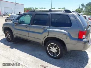 2004 Mitsubishi Endeavor LS with VIN 4A4MM21S54E079264, listed as a IAAI auction lot 42036566 with 222,618 mi miles. Bid and sale history available at carsss.com. Image 3.