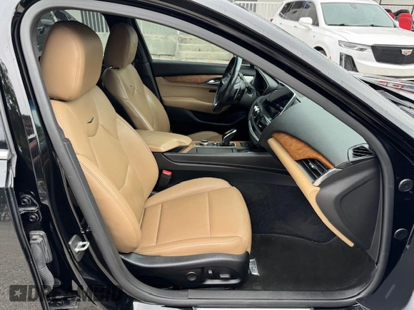 2020 Cadillac CT5 Premium Luxury with VIN 1G6DN5RKXL0124837, listed as a Copart auction lot 63713535 with 90,731 mi miles and Salvage title. Bid and sale history available at DreamBid. Image 7.