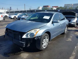 2012 Nissan Altima S z VIN 1N4AL2AP3CC223385, wystawiony jako IAAI lot #41631411 z przebiegiem 236 224 mil mil oraz . Historia ofert i sprzedaży dostępna na DreamBid. Obrazek 2.
