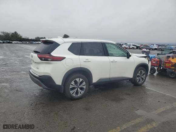 2022 Nissan Rogue SV with VIN 5N1BT3BB7NC734605, listed as a Copart auction lot 49947715 with 24,779 mi miles and Salvage Title. Bid and sale history available at carsss.com. Image 3.