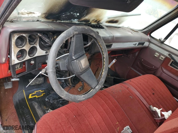 1986 Chevrolet Pickup with VIN 1GCDC14H3GF390811, listed as a Copart auction lot 44913565 with 0 mi miles and Salvage Title. Bid and sale history available at carsss.com. Image 8.