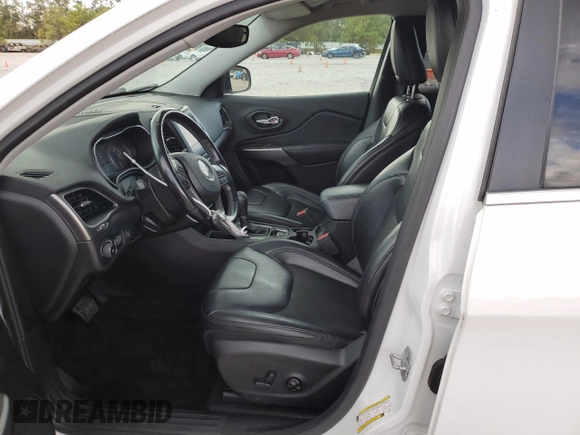 2019 Jeep Cherokee Latitude Plus with VIN 1C4PJLLN6KD149335, listed as a Copart auction lot 84520364 with 79,775 mi miles and Clean title. Bid and sale history available at DreamBid. Image 7.