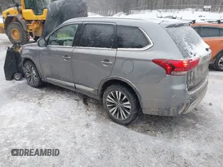 2020 Mitsubishi Outlander ES with VIN JA4AZ3A35LJ001609, listed as a IAAI auction lot 41487085 with 121,683 mi miles and . Bid and sale history available at DreamBid. Image 3.