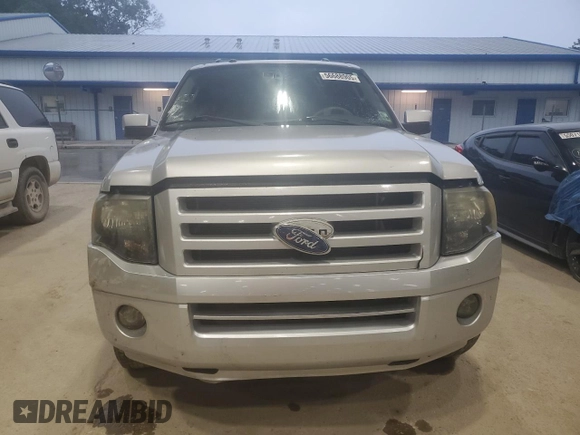 2010 Ford Expedition Limited z VIN 1FMJU1K54AEA75968, wystawiony jako Copart lot #56688905 z przebiegiem 253 586 mil mil oraz Czysty tytuł • Clean title. Historia ofert i sprzedaży dostępna na DreamBid. Obrazek 5.