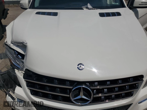 2013 Mercedes-Benz M 350 with VIN 4JGDA2EB0DA201915, listed as a Copart auction lot 62342135 with 225,797 mi miles and Salvage title. Bid and sale history available at DreamBid. Image 12.