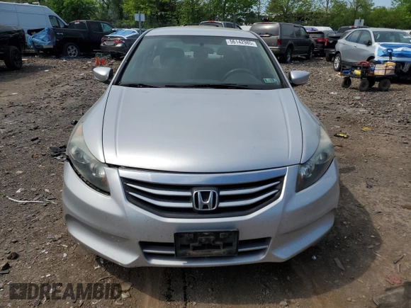 2012 Honda Accord LX Premium z VIN 1HGCP2F40CA020683, wystawiony jako Copart lot #56142985 z przebiegiem 179 936 mil mil oraz Szkoda całkowita • Salvage title. Historia ofert i sprzedaży dostępna na DreamBid. Obrazek 5.