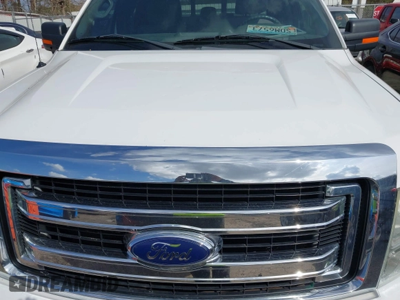 2014 Ford F-150 XL with VIN 1FTFW1CT5EKD39904, listed as a IAAI auction lot 41797099 with 209,343 mi miles. Bid and sale history available at carsss.com. Image 6.