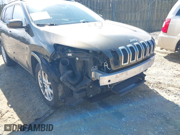 2014 Jeep Cherokee Latitude with VIN 1C4PJMCS5EW201462, listed as a IAAI auction lot 41727379 with 170,958 mi miles and . Bid and sale history available at DreamBid. Image 6.