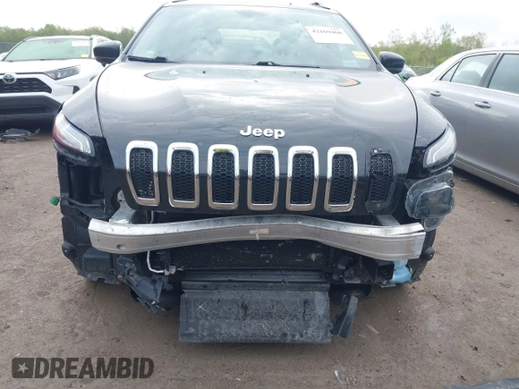 2015 Jeep Cherokee Limited with VIN 1C4PJMDS7FW718956, listed as a IAAI auction lot 42169460 with 68,573 mi miles. Bid and sale history available at carsss.com. Image 6.
