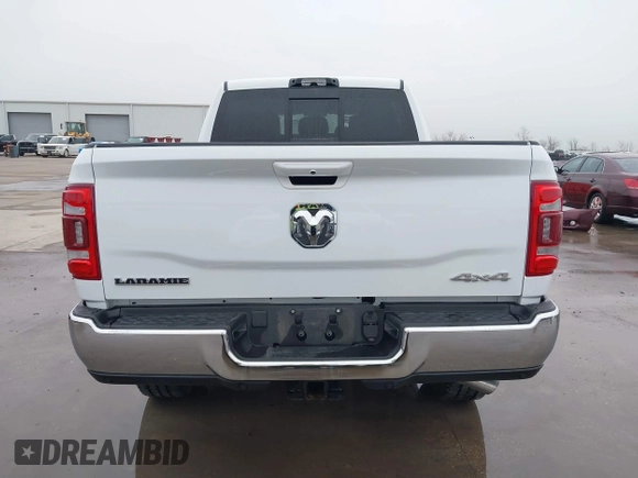 2024 Ram 2500 Laramie z VIN 3C6UR5NL7RG143695, wystawiony jako IAAI lot #41504981 z przebiegiem 6 511 mil mil oraz . Historia ofert i sprzedaży dostępna na DreamBid. Obrazek 17.