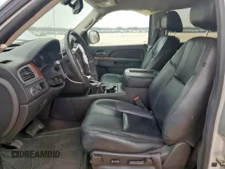 2013 Chevrolet Avalanche LT with VIN 3GNMCFE0XDG150663, listed as a Copart auction lot 57417395 with 141,470 mi miles and Salvage title. Bid and sale history available at DreamBid. Image 7.