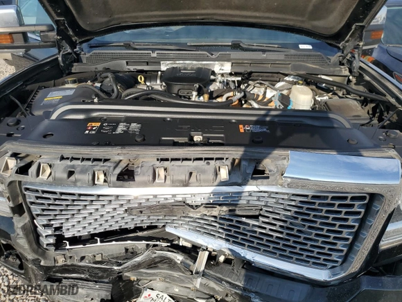 2016 GMC Sierra 3500HD Denali with VIN 1GT42YE83GF280500, listed as a Copart auction lot 70720664 with 109,318 mi miles and Salvage Title. Bid and sale history available at carsss.com. Image 12.