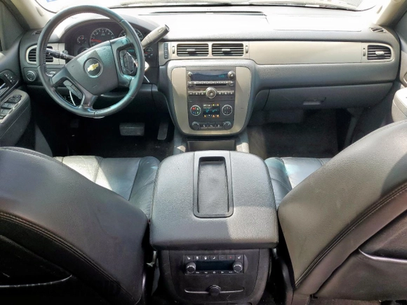 2013 Chevrolet Tahoe LT with VIN 1GNSKBE0XDR132697, listed as a Copart auction lot 57252575 with 166,956 mi miles and Salvage title. Bid and sale history available at DreamBid. Image 8.
