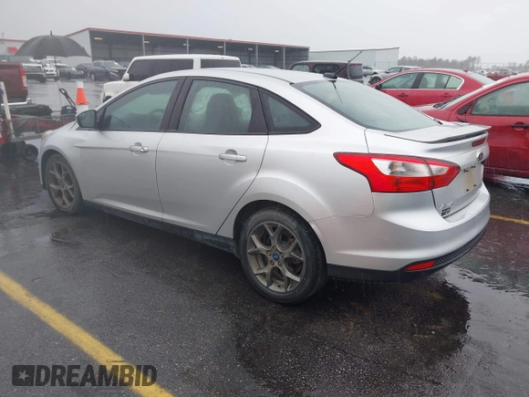 2013 Ford Focus SE with VIN 1FADP3F22DL354250, listed as a IAAI auction lot 41727693 with 171,011 mi miles. Bid and sale history available at carsss.com. Image 3.
