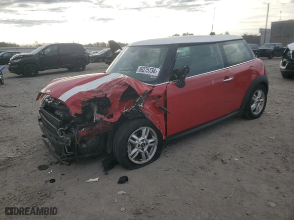 2013 MINI Cooper Hardtop with VIN WMWSU3C53DT548789, listed as a Copart auction lot 86275734 with 104,795 mi miles and Salvage Title. Bid and sale history available at carsss.com. Image 1.
