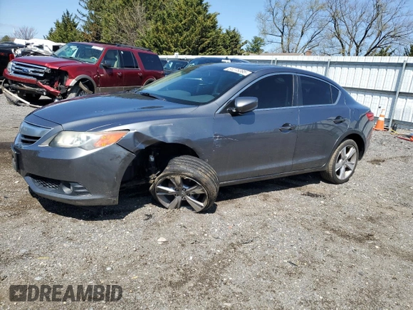 2013 Acura ILX Tech Pkg with VIN 19VDE1F79DE019388, listed as a Copart auction lot 51275395 with 140,474 mi miles and Salvage Title. Bid and sale history available at carsss.com. Image 1.