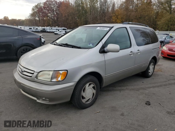 2002 Toyota Sienna LE with VIN 4T3ZF13C62U502916, listed as a Copart auction lot 78490014 with 116,367 mi miles and Salvage Title. Bid and sale history available at carsss.com. Image 1.