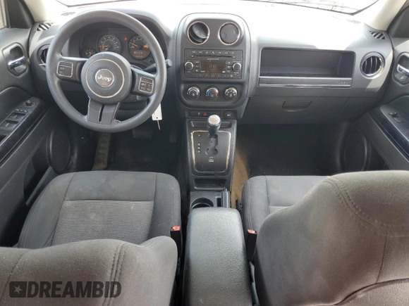 2016 Jeep Patriot Sport z VIN 1C4NJPBA0GD621808, wystawiony jako Copart lot #56292375 z przebiegiem 134 310 mil mil oraz Szkoda całkowita • Salvage title. Historia ofert i sprzedaży dostępna na DreamBid. Obrazek 8.