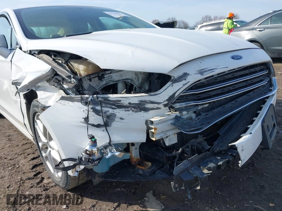 2013 Ford Fusion SE with VIN 3FA6P0HR8DR263468, listed as a IAAI auction lot 41783303 with 115,353 mi miles. Bid and sale history available at carsss.com. Image 6.