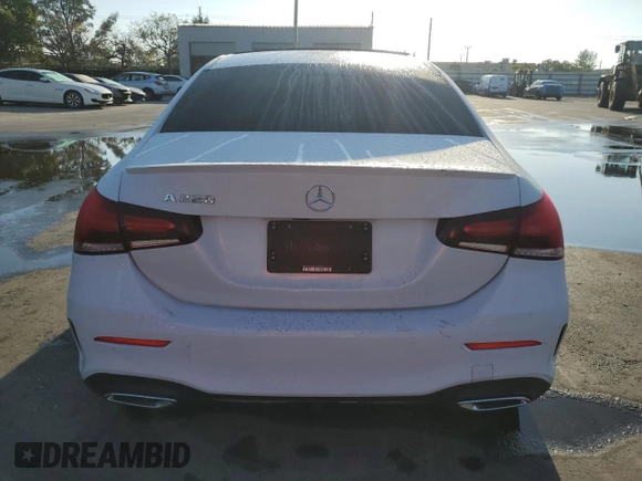 2019 Mercedes-Benz A 220 z VIN WDD3G4EB9KW023454, wystawiony jako Copart lot #50461225 z przebiegiem 26 915 mil mil oraz Nie do naprawy • Non repairable. Historia ofert i sprzedaży dostępna na DreamBid. Obrazek 6.