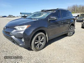 2018 Toyota RAV4 XLE with VIN JTMWFREV0JJ190508, listed as a Copart auction lot 49637125 with 120,768 mi miles and Salvage Title. Bid and sale history available at carsss.com. Image 1.