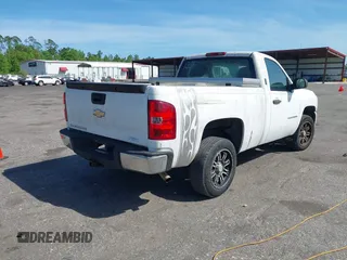 2009 Chevrolet Silverado 1500 Work Truck with VIN 1GCEC14X59Z198447, listed as a IAAI auction lot 41941725 with 250,142 mi miles and . Bid and sale history available at DreamBid. Image 4.
