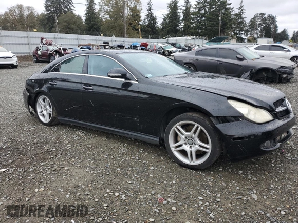 2006 Mercedes-Benz CLS-Class with VIN WDDDJ75X66A060418, listed as a Copart auction lot 76083544 with 184,316 mi miles and Salvage Title. Bid and sale history available at carsss.com. Image 4.